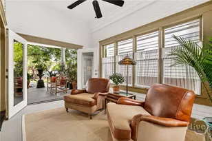 107 E 35th St, Savannah, GA 31401 - Photo 13