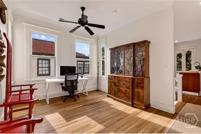 107 E 35th Street, Savannah, GA 31401 - Photo 27