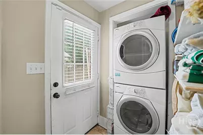 613 E 37th Street, Savannah, GA 31401 - Photo 27