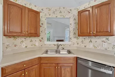 105 Oak Grove Lane, Savannah, GA 31419 - Photo 11