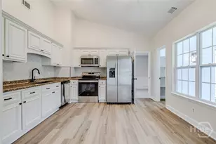1 E White Hawthorne Dr, Savannah, GA 31419 - Photo 11