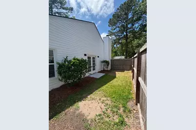 1 E White Hawthorne Drive, Savannah, GA 31419 - Photo 3