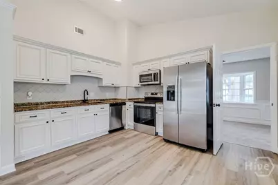 1 E White Hawthorne Drive, Savannah, GA 31419 - Photo 13