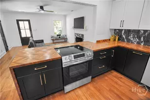 407 E 58th St, Savannah, GA 31405 - Photo 3