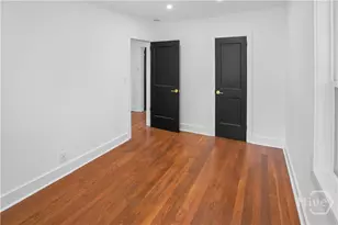 407 E 58th St, Savannah, GA 31405 - Photo 17