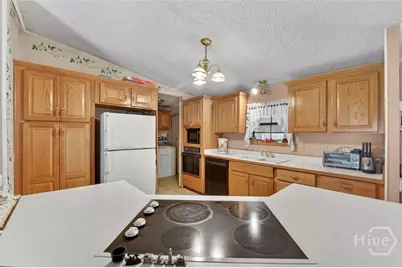 535 E 1st Street, Midway, GA 31320 - Photo 9
