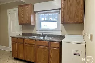 108 N College St, Pembroke, GA 31321 - Photo 11