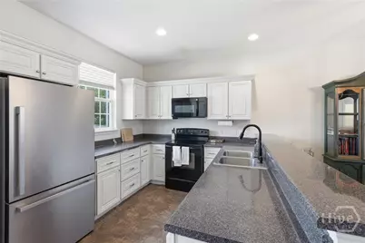 825 Terrell Drive, Hinesville, GA 31313 - Photo 7