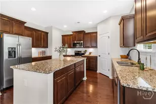 906 Castleoak Dr, Richmond Hill, GA 31324 - Photo 17