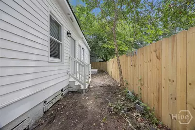 2203 Harden Street, Savannah, GA 31415 - Photo 33