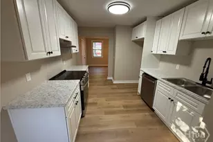 2224 Greenwood St, Savannah, GA 31404 - Photo 9