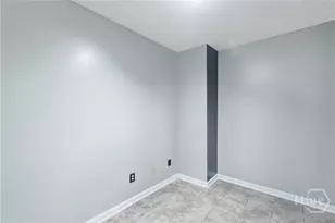 388 Meloney Dr, Hinesville, GA 31313 - Photo 11
