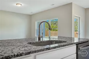 211 Orkney Rd, Savannah, GA 31407 - Photo 13