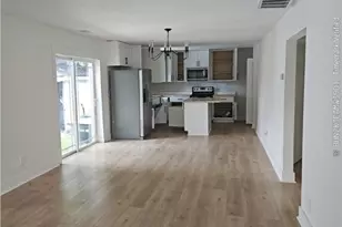 636 W 48th St, Savannah, GA 31405 - Photo 3