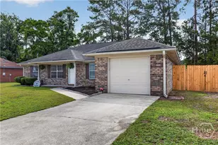 939 Ruth Dr, Hinesville, GA 31313 - Photo 3