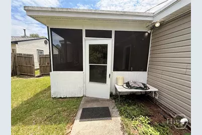 2206 N Fernwood Drive, Savannah, GA 31404 - Photo 21