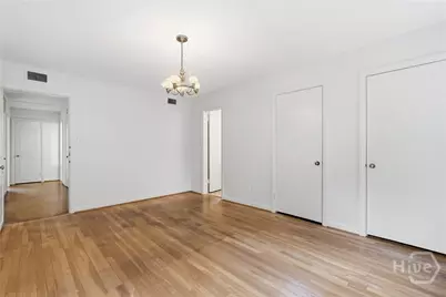 5729 Colonial Drive, Savannah, GA 31406 - Photo 23