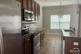 73 Waverly Ln, Richmond Hill, GA 31324 - Photo 3