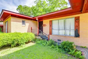 1119 W 49th St, Savannah, GA 31405 - Photo 3
