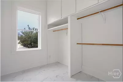 315 W Bolton Street, Savannah, GA 31401 - Photo 7