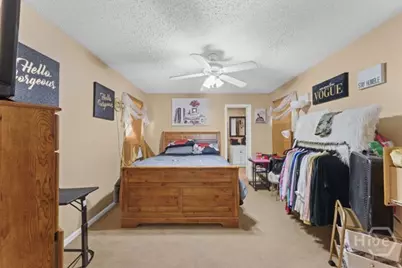 52 S Parkwood Drive, Savannah, GA 31404 - Photo 17