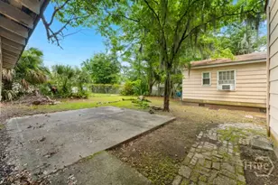 52 S Parkwood Dr, Savannah, GA 31404 - Photo 21