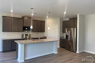 140 Classic Dr, Pooler, GA 31322 - Photo 3