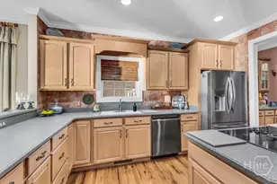 539 Strathy Hall Dr, Richmond Hill, GA 31324 - Photo 23