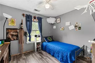 385 Sterling Creek Dr, Richmond Hill, GA 31324 - Photo 7