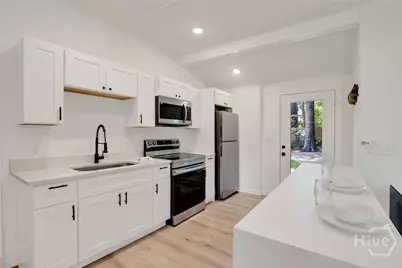 200 Kinzie Avenue, Savannah, GA 31404 - Photo 35
