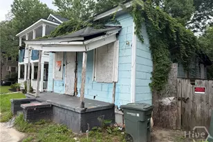 1010 E 38th St, Savannah, GA 31401 - Photo 3