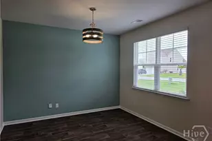 114 Troupe Dr, Pooler, GA 31322 - Photo 5