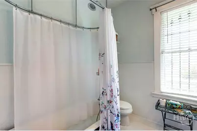 305 W Duffy Street W #C, Savannah, GA 31401 - Photo 31