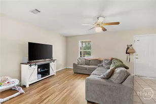 757 Melissa Dr, Hinesville, GA 31313 - Photo 5