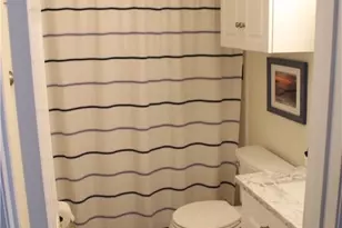 9 E 32nd St, Savannah, GA 31401 - Photo 5
