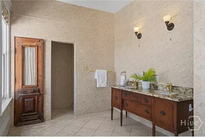 110 W Gaston Street, Savannah, GA 31401 - Photo 39