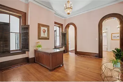 110 W Gaston Street, Savannah, GA 31401 - Photo 15