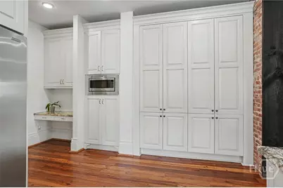 110 W Gaston Street, Savannah, GA 31401 - Photo 21