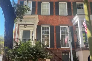 31 E Jones St, Savannah, GA 31401 - Photo 1