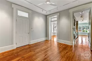 31 E Jones St, Savannah, GA 31401 - Photo 7