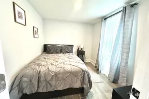 528 E 37th St, Savannah, GA 31401 - Photo 9