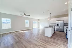 187 Hamilton Dr, Hinesville, GA 31313 - Photo 3
