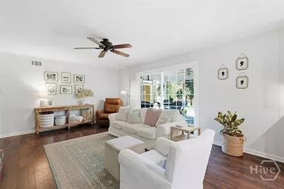 8305 Meadowbrook Road, Savannah, GA 31406 - Photo 9