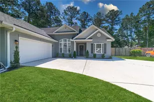 326 Bristol Wy, Richmond Hill, GA 31324 - Photo 3