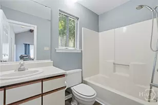 4 E Deerwood Rd, Savannah, GA 31410 - Photo 17