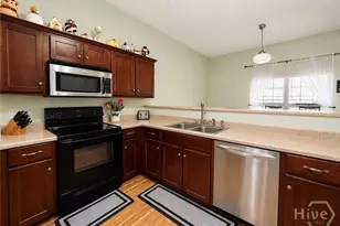 401 Barry McCaffrey Blvd, Hinesville, GA 31313 - Photo 5