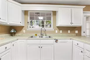 306 Wild Heron Rd, Savannah, GA 31419 - Photo 11