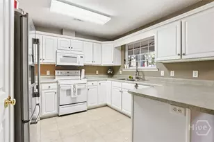 306 Wild Heron Rd, Savannah, GA 31419 - Photo 9