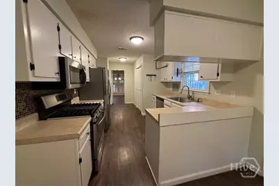 208 E 52nd Street, Savannah, GA 31405 - Photo 5