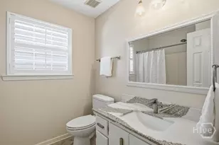 535 Pointe S Dr, Savannah, GA 31410 - Photo 13